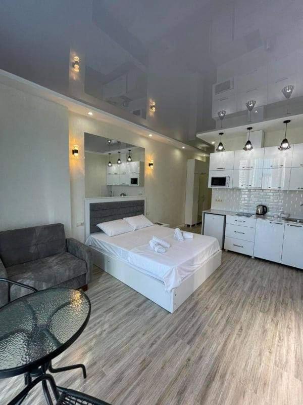 Dar Tower Apartment Batumi Exterior photo